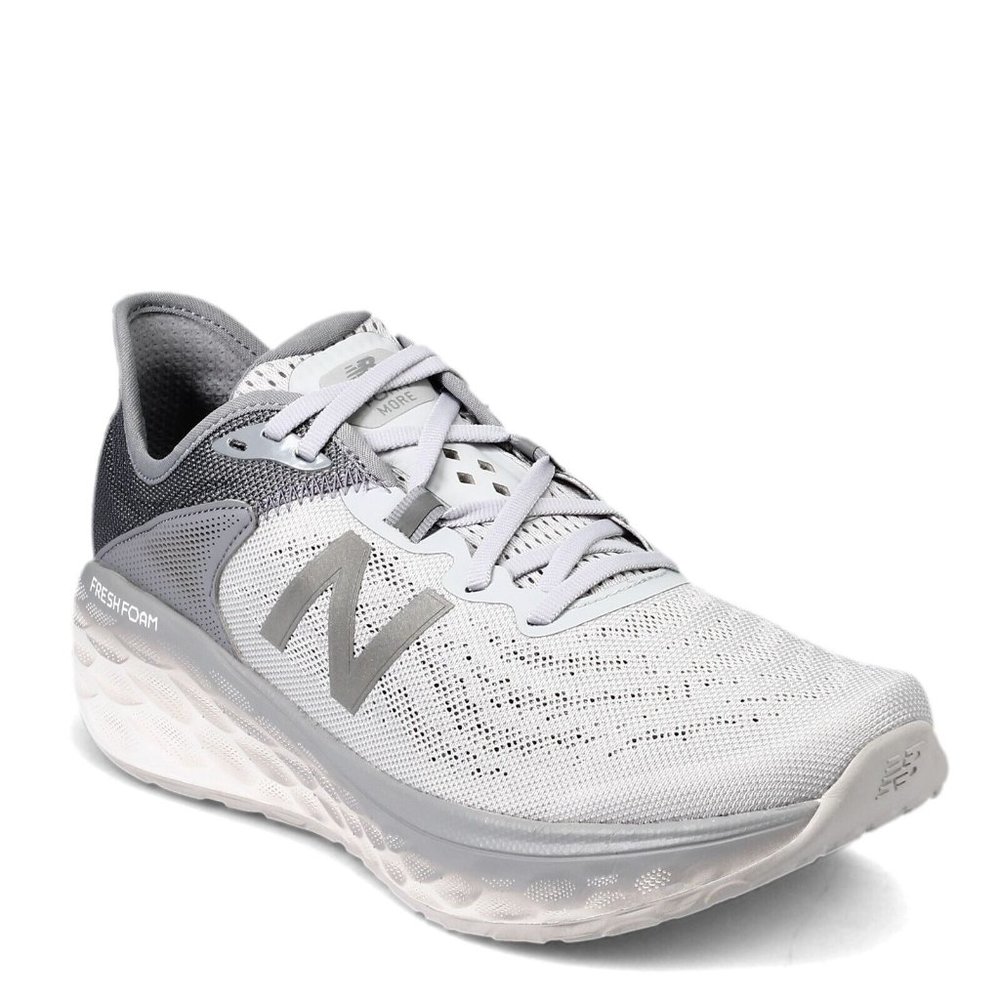 New Balance Fresh Foam More v2 Aluminum Steel Running Shoes Men’s Sz 11 …